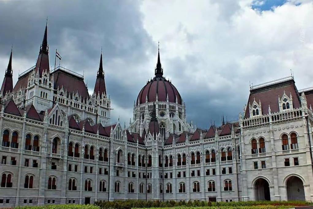 1#Parliament Sunflower Apartments Room บูดาเปสต์ ภายนอก รูปภาพ